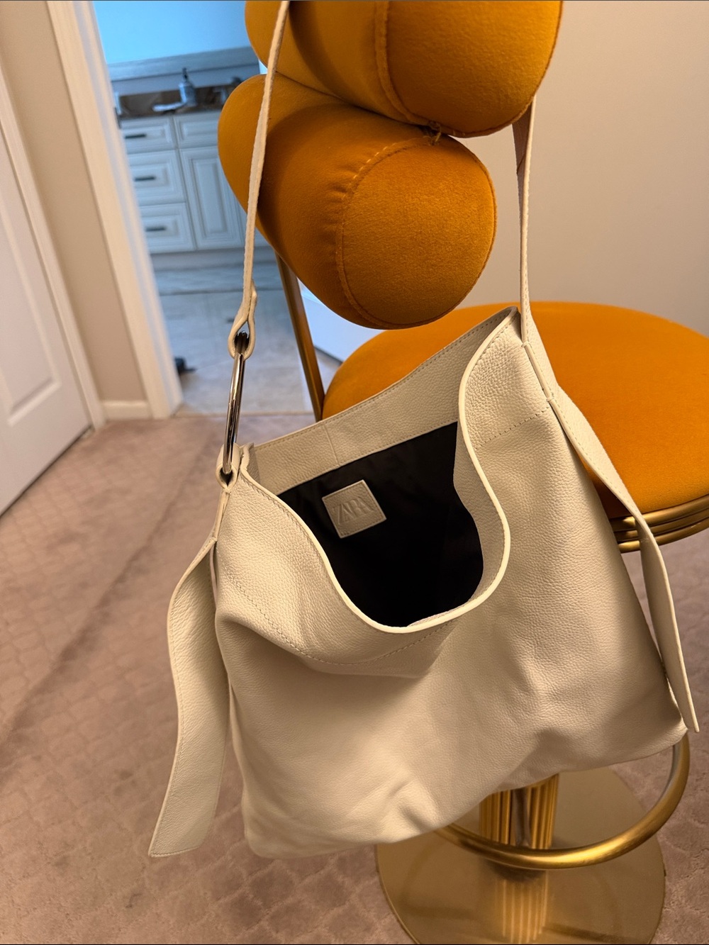 Zara Cream Leather Shoulder Bag - Soft Slouch Hobo